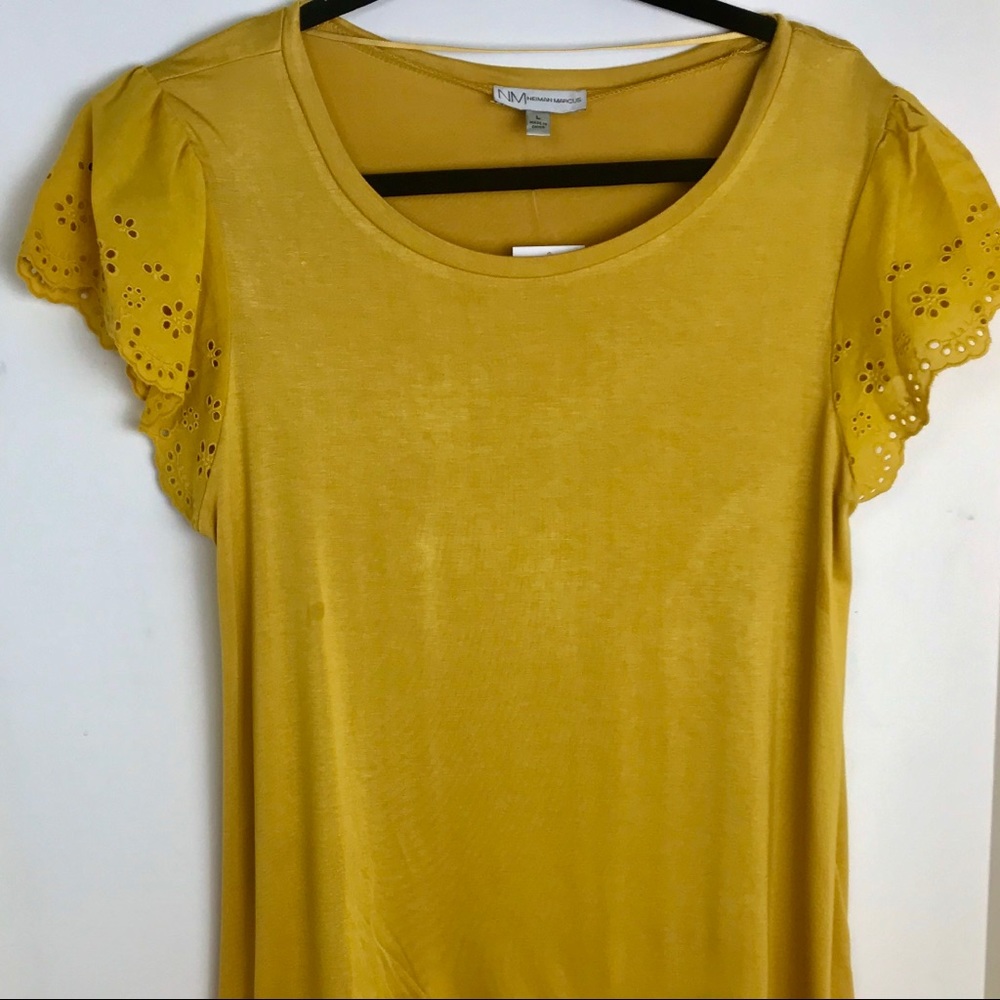 Neiman Marcus Embroidered Cap Sleeve Top Size L